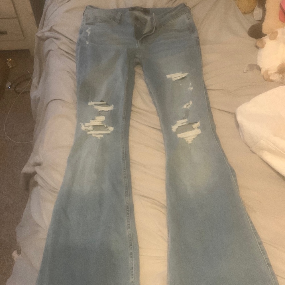 HOLLISTER low rise flare jeans